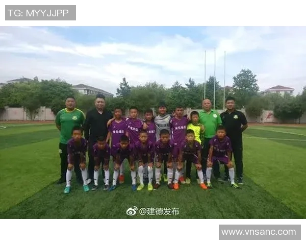 杭州足球队反击战术解析与深度剖析助力球队崛起之路