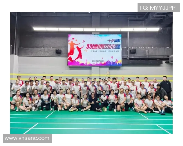 南京羽毛球队与武汉羽毛球队赛后复盘团队协作的成功与不足分析 南京羽毛球队与武汉羽毛球队赛后复盘团队协作的成功与不足分析